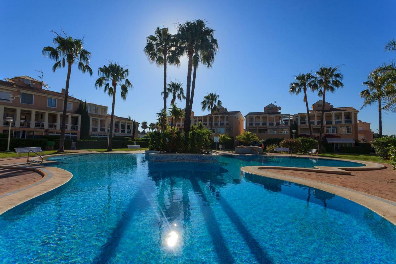 Apartamento Playa Con Piscina Y Terraza En Urbanizacion De Lujo Denia Exterior photo